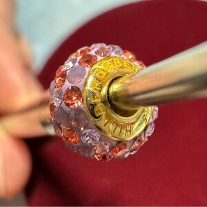 Hillberg & Berk Sparkling Rondelle Bead Charm in Smooches